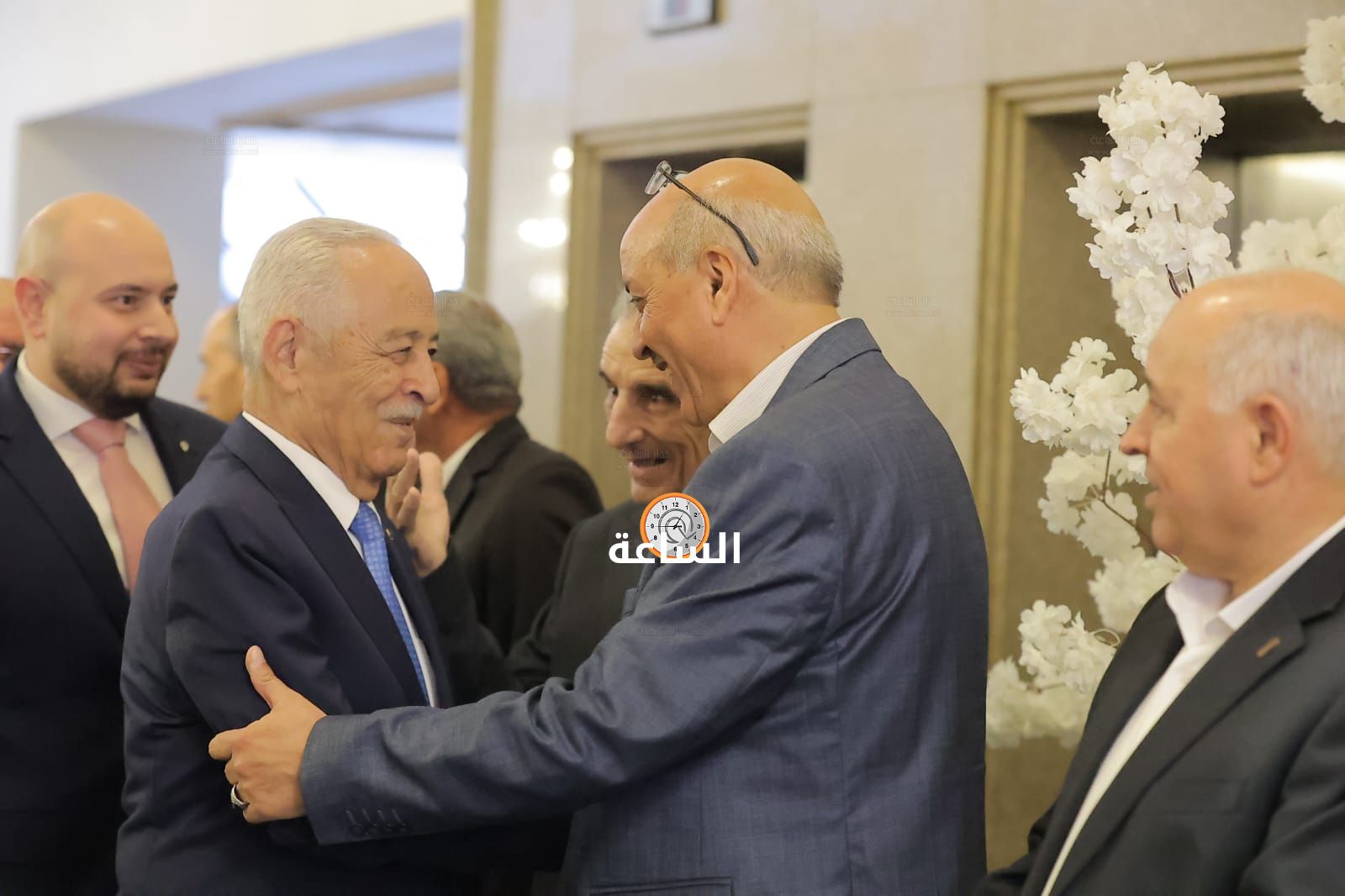 Madar Al-Saa Images 0.8671306130494848