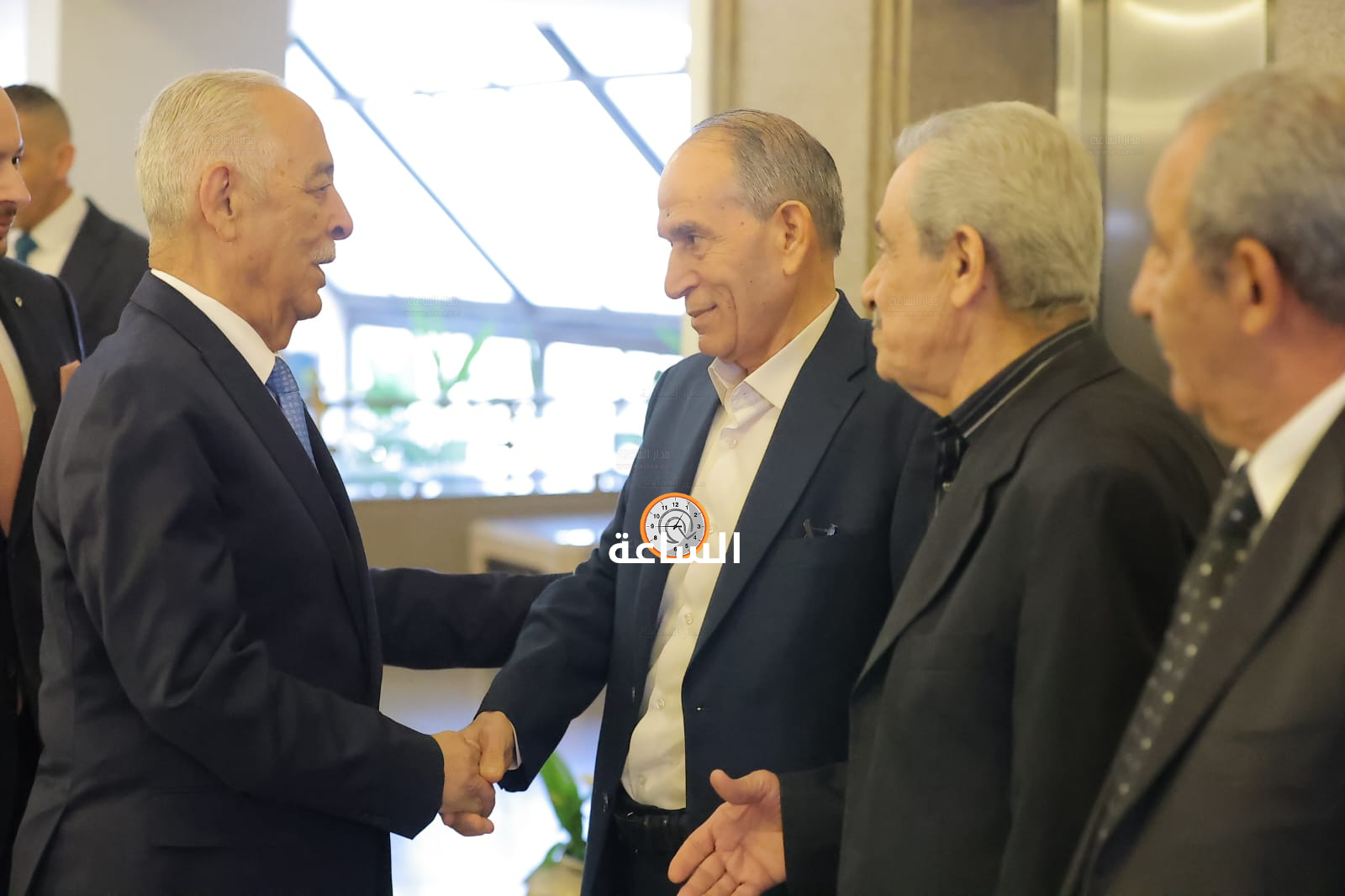 Madar Al-Saa Images 0.38428239019112864