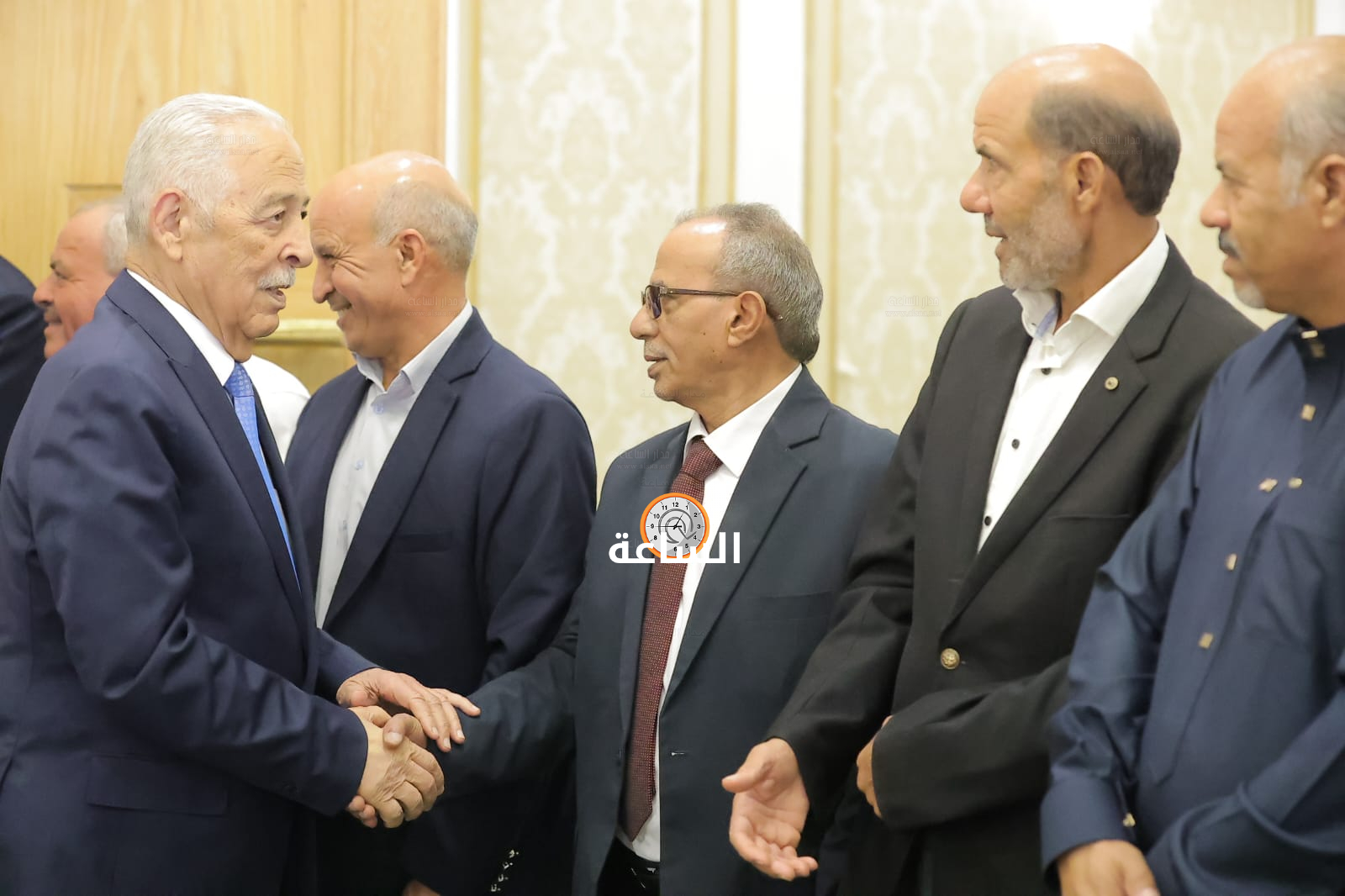 Madar Al-Saa Images 0.1836414138876199