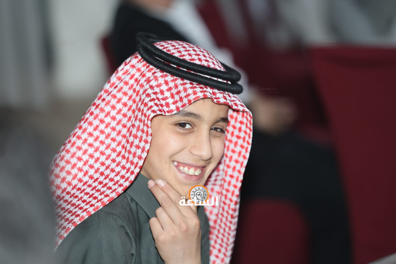 Madar Al-Saa Images 0.7393711290917541