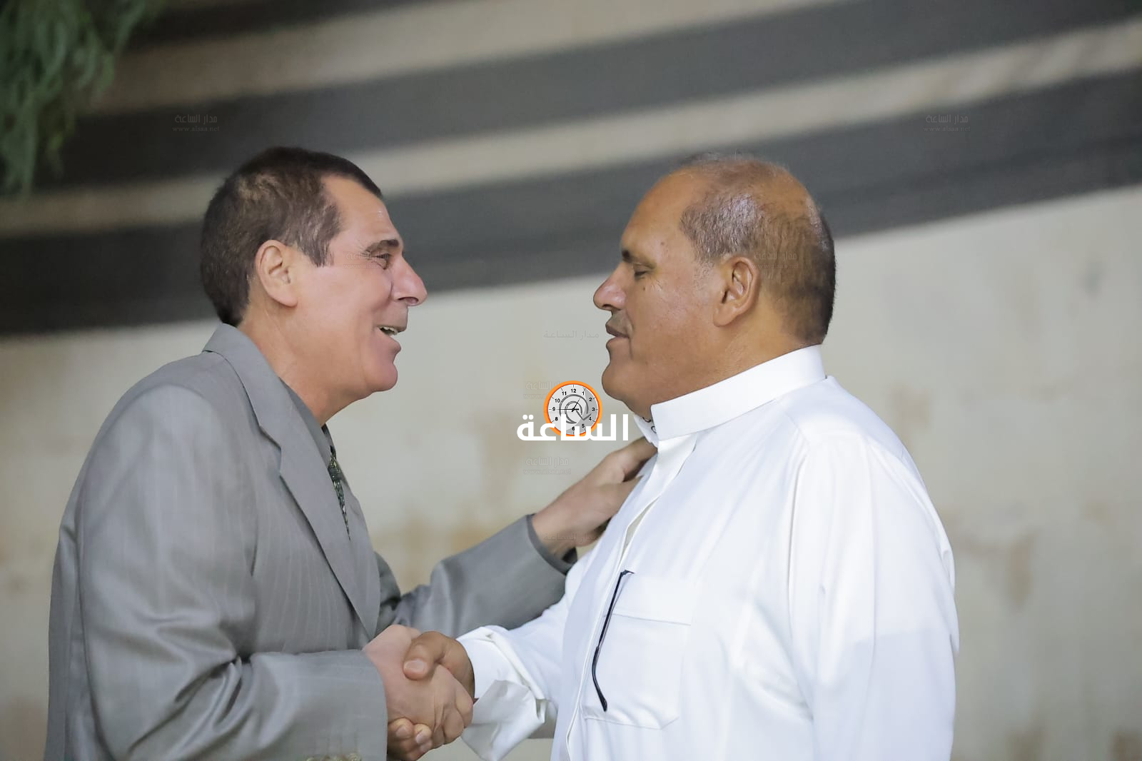 Madar Al-Saa Images 0.33816528171614135