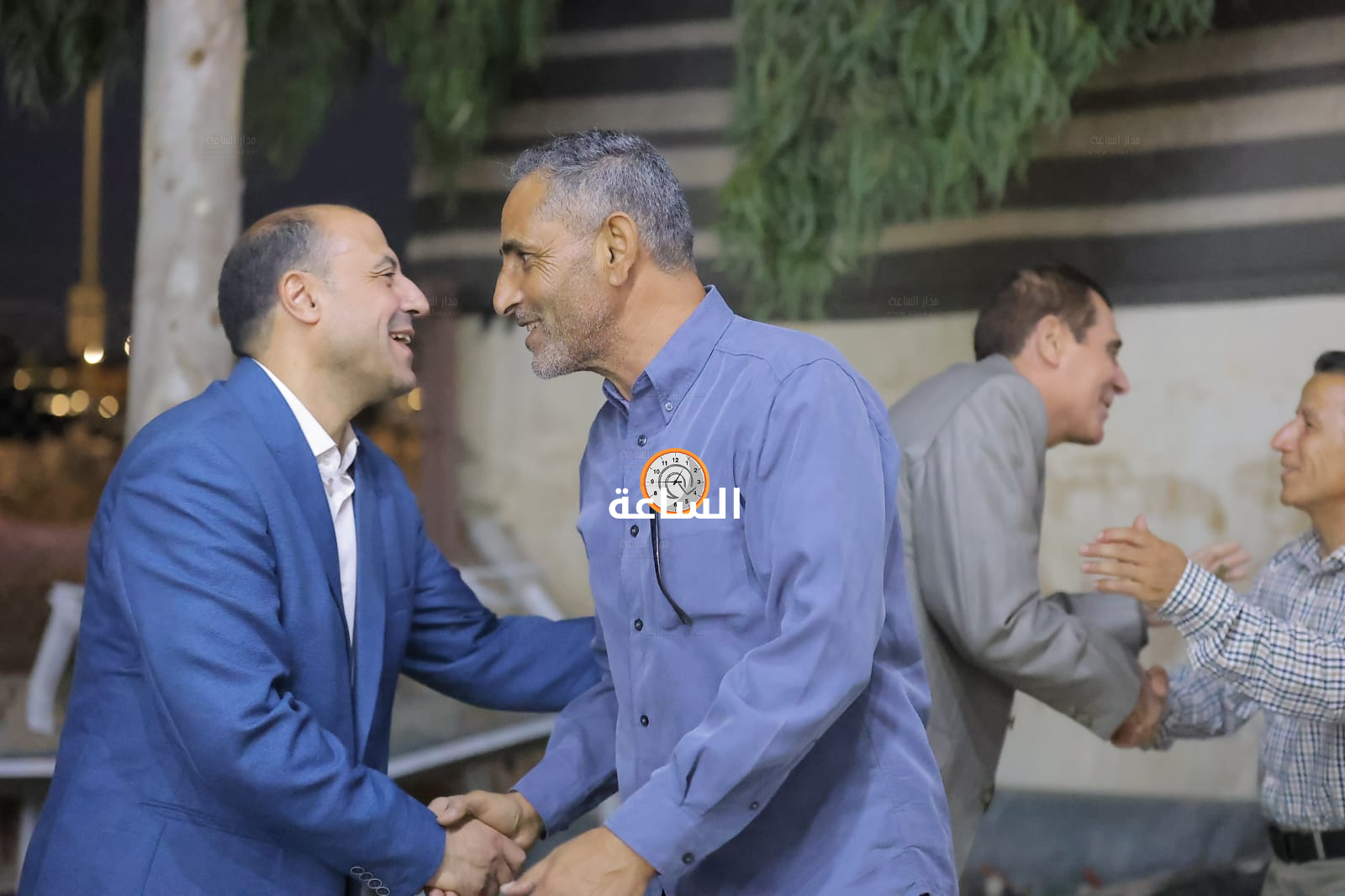 Madar Al-Saa Images 0.4087722217462768