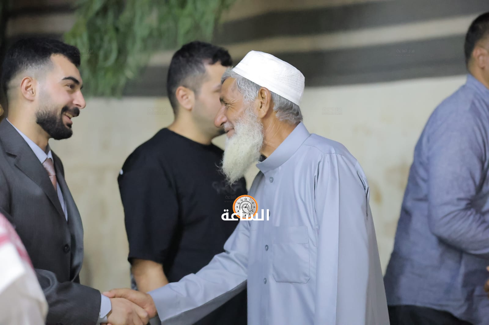 Madar Al-Saa Images 0.880234232034915