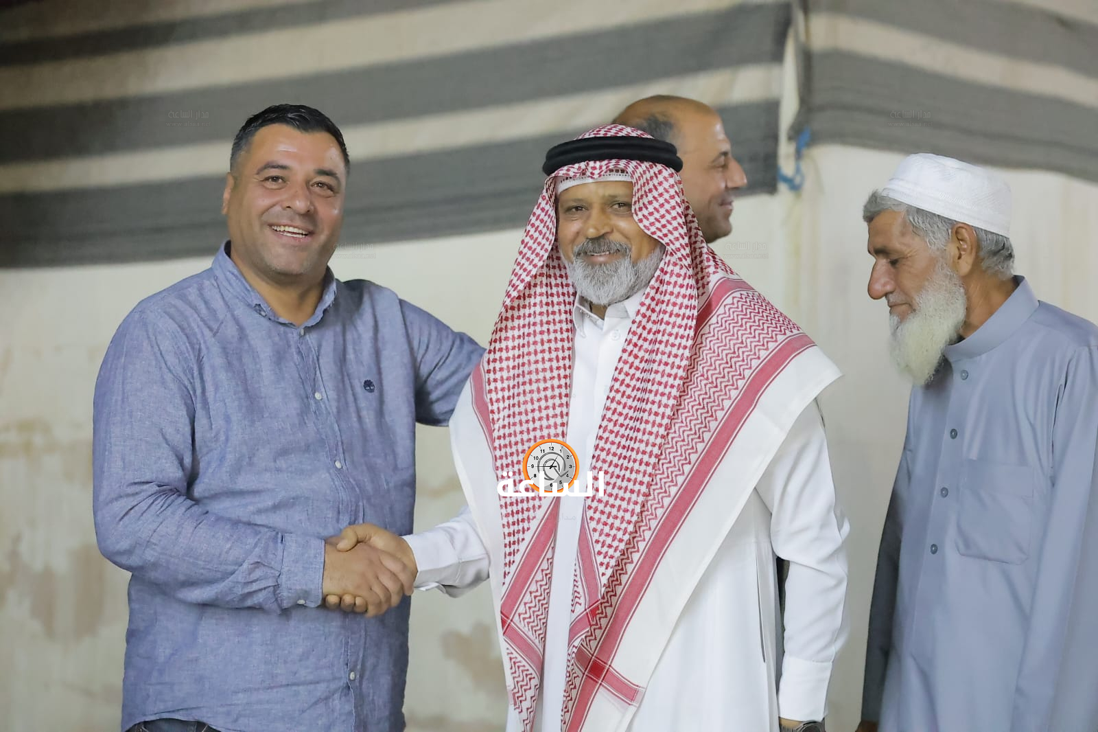 Madar Al-Saa Images 0.41601258442607914