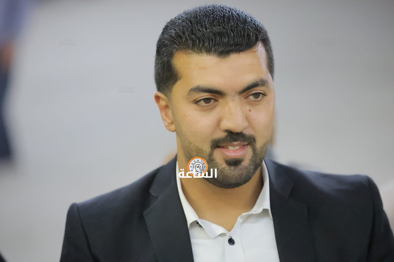 Madar Al-Saa Images 0.9879212210486694