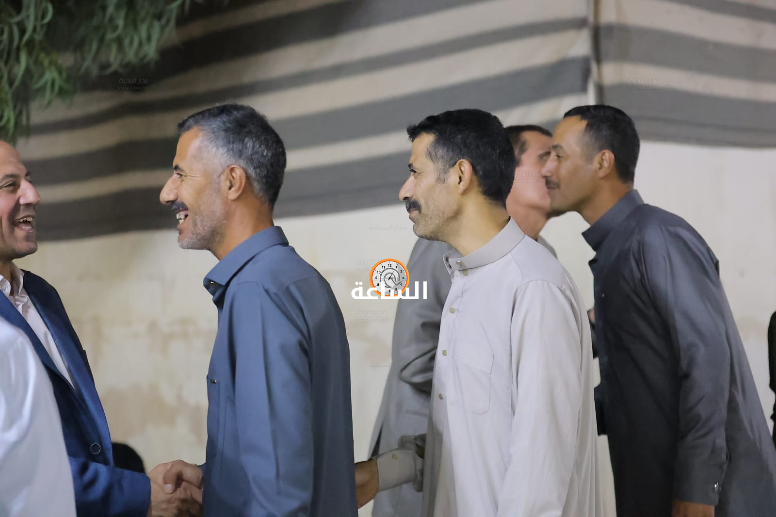 Madar Al-Saa Images 0.1161586672814865