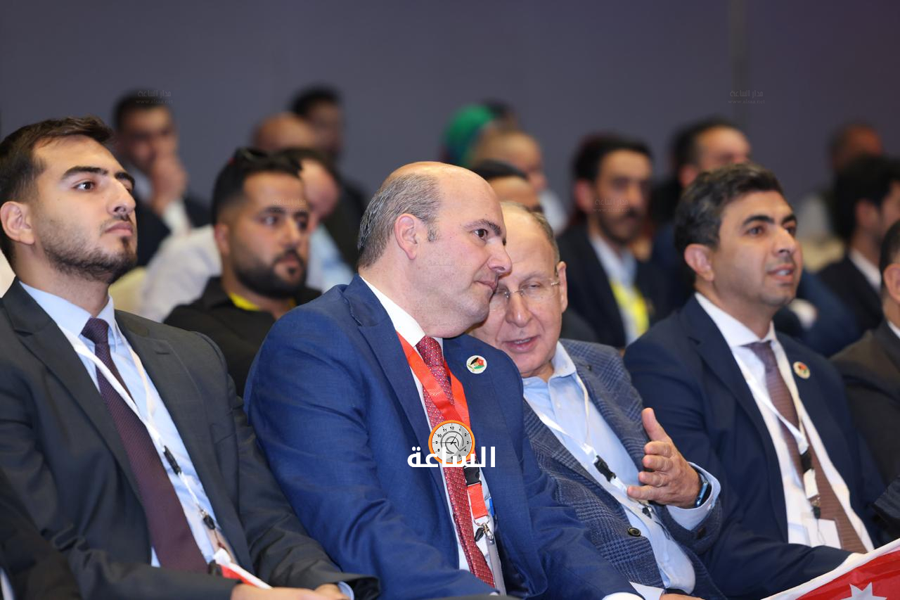 Madar Al-Saa Images 0.3547770638426855