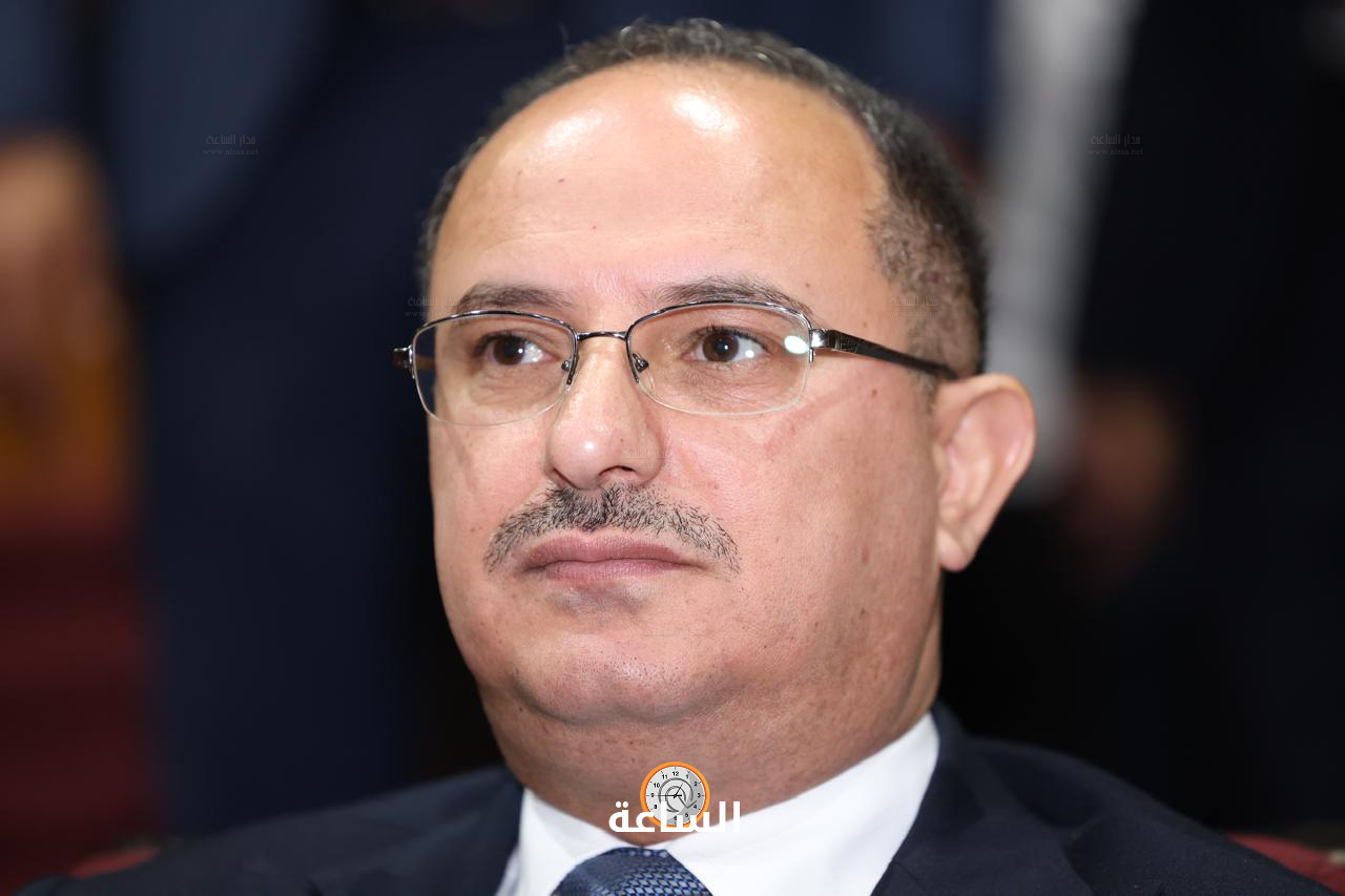 Madar Al-Saa Images 0.33571929430537173