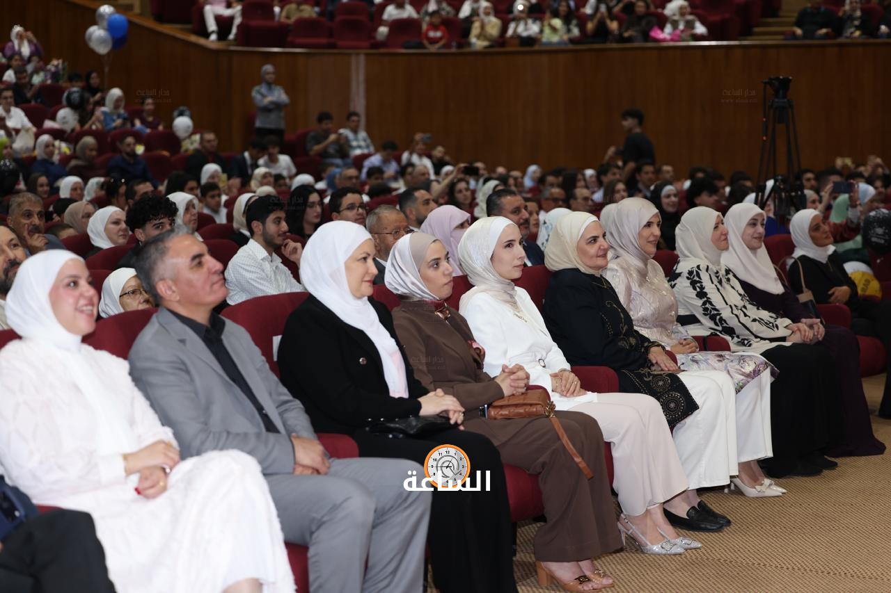 Madar Al-Saa Images 0.15233623358412984
