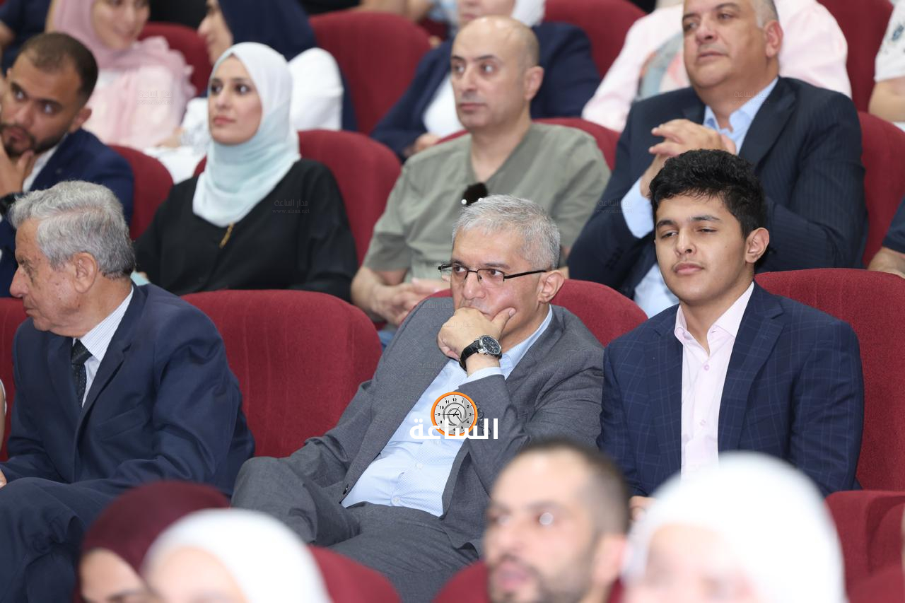 Madar Al-Saa Images 0.17248083905054012
