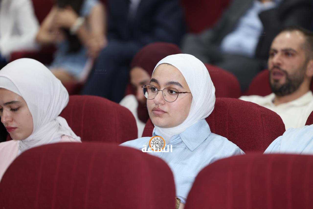 Madar Al-Saa Images 0.8774675061018251