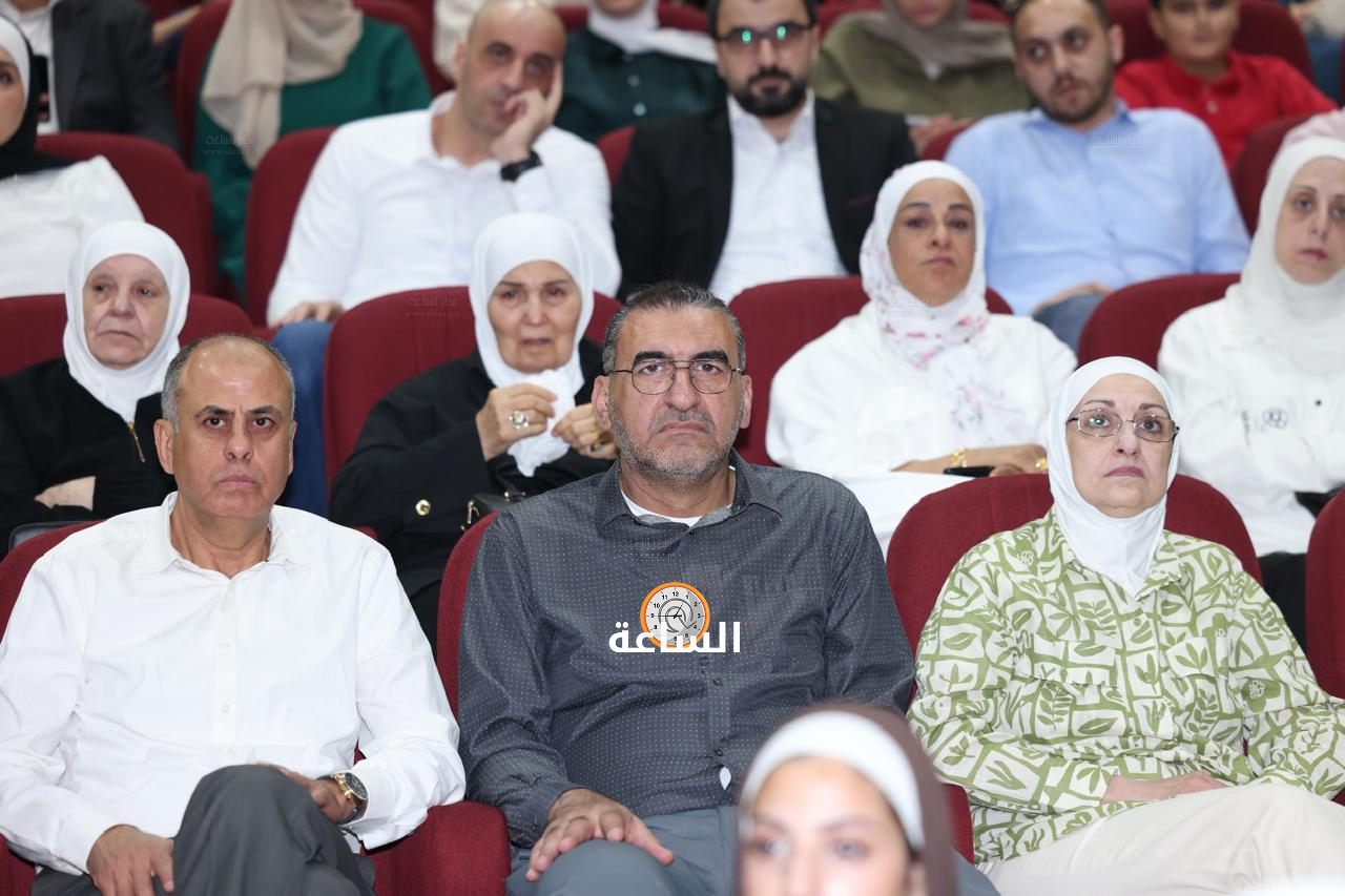 Madar Al-Saa Images 0.8804360415758842