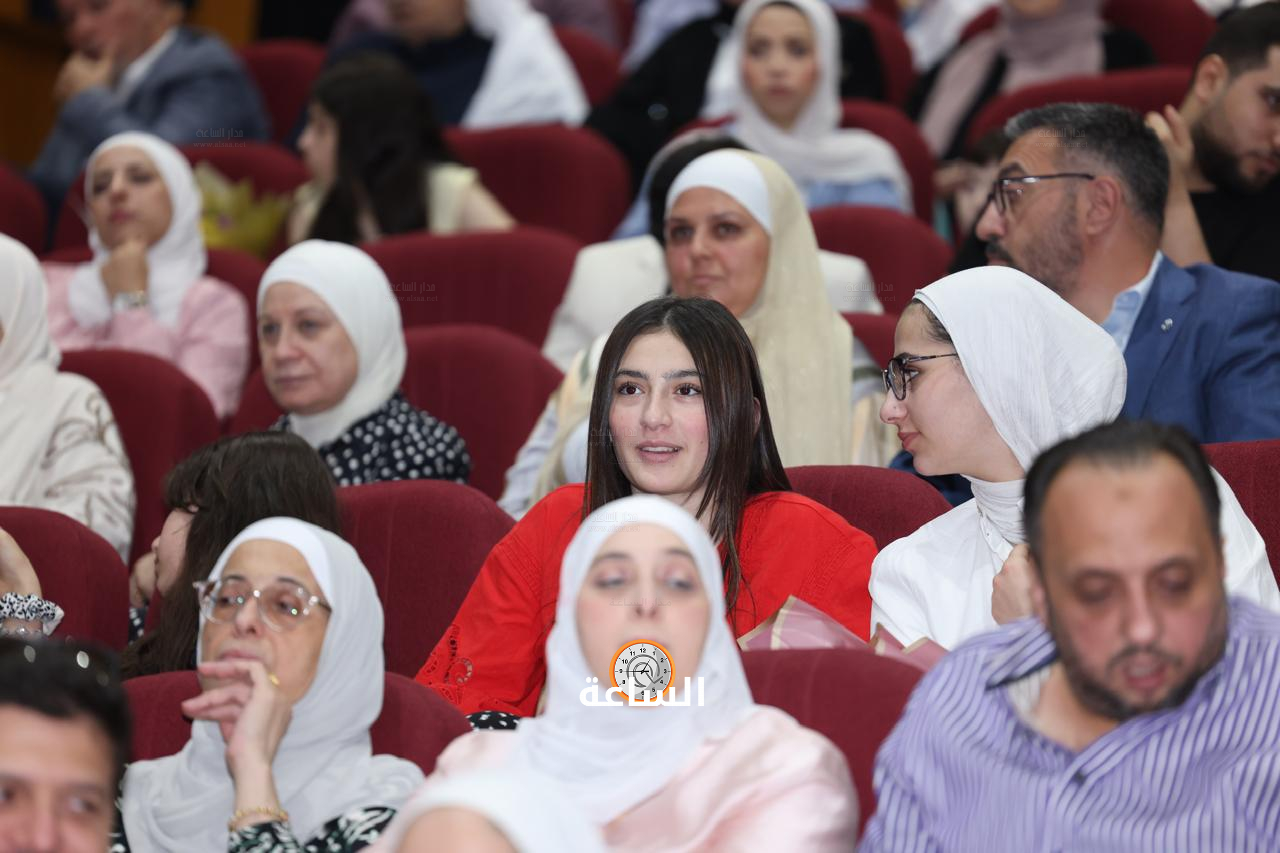 Madar Al-Saa Images 0.1729614543692356