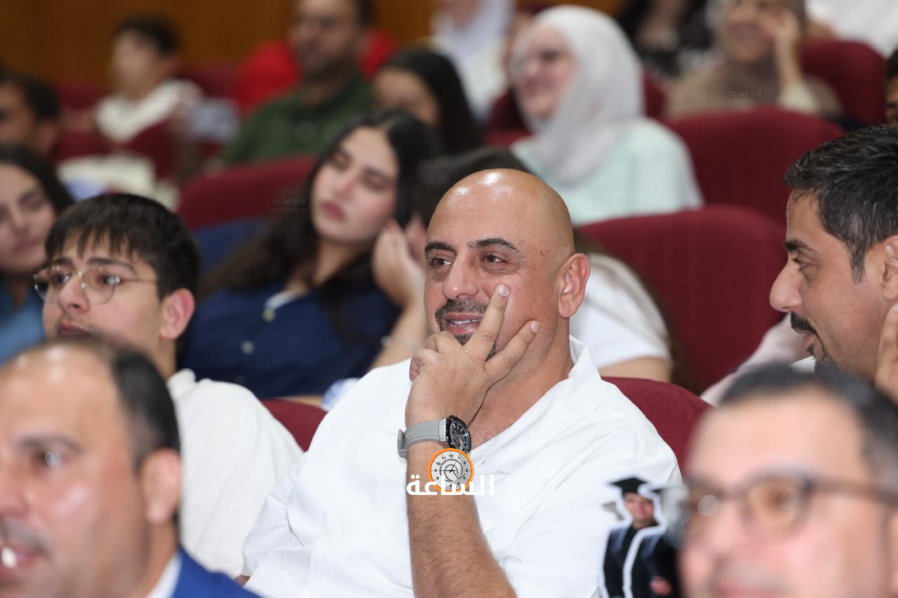 Madar Al-Saa Images 0.4023480575978142