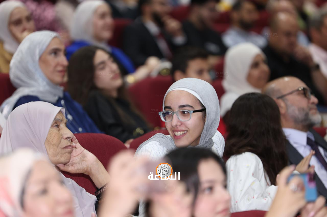 Madar Al-Saa Images 0.23341789778187538