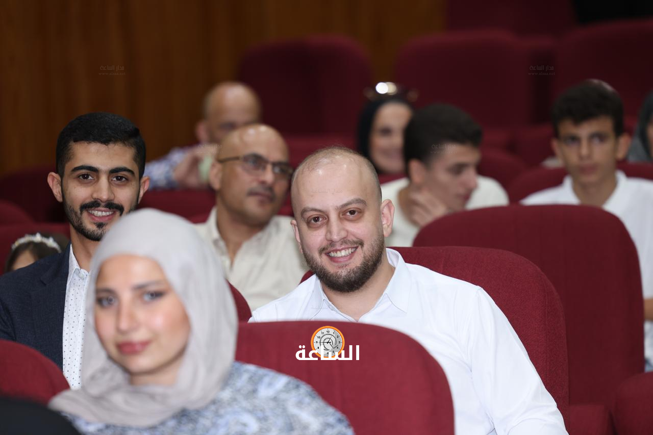 Madar Al-Saa Images 0.18295932286297045