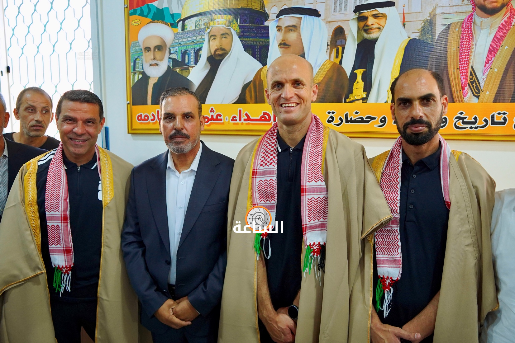 Madar Al-Saa Images 0.41300841281277934
