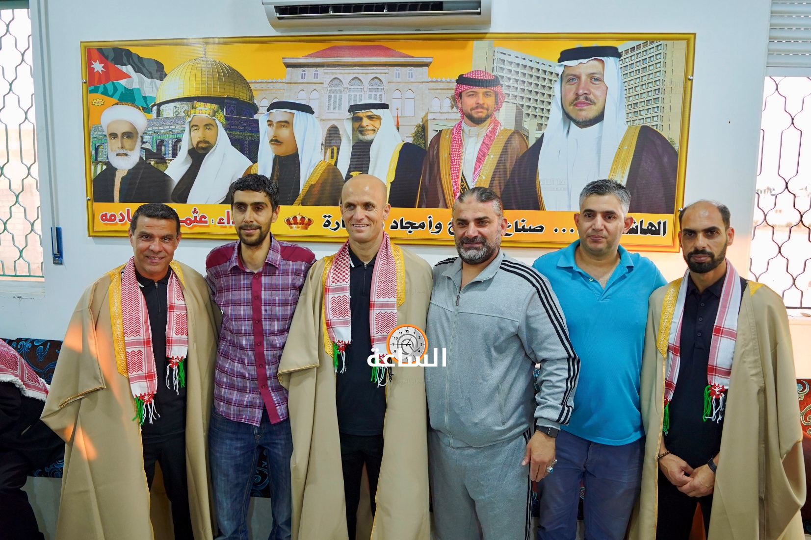 Madar Al-Saa Images 0.1817087862336263