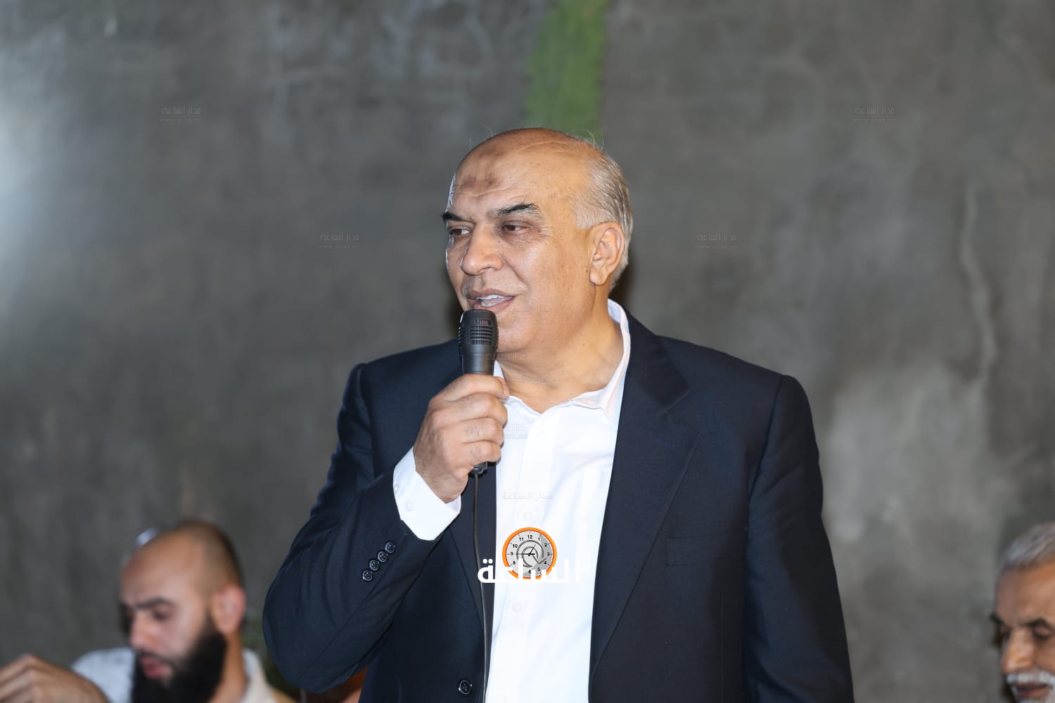 Madar Al-Saa Images 0.5652477364114312