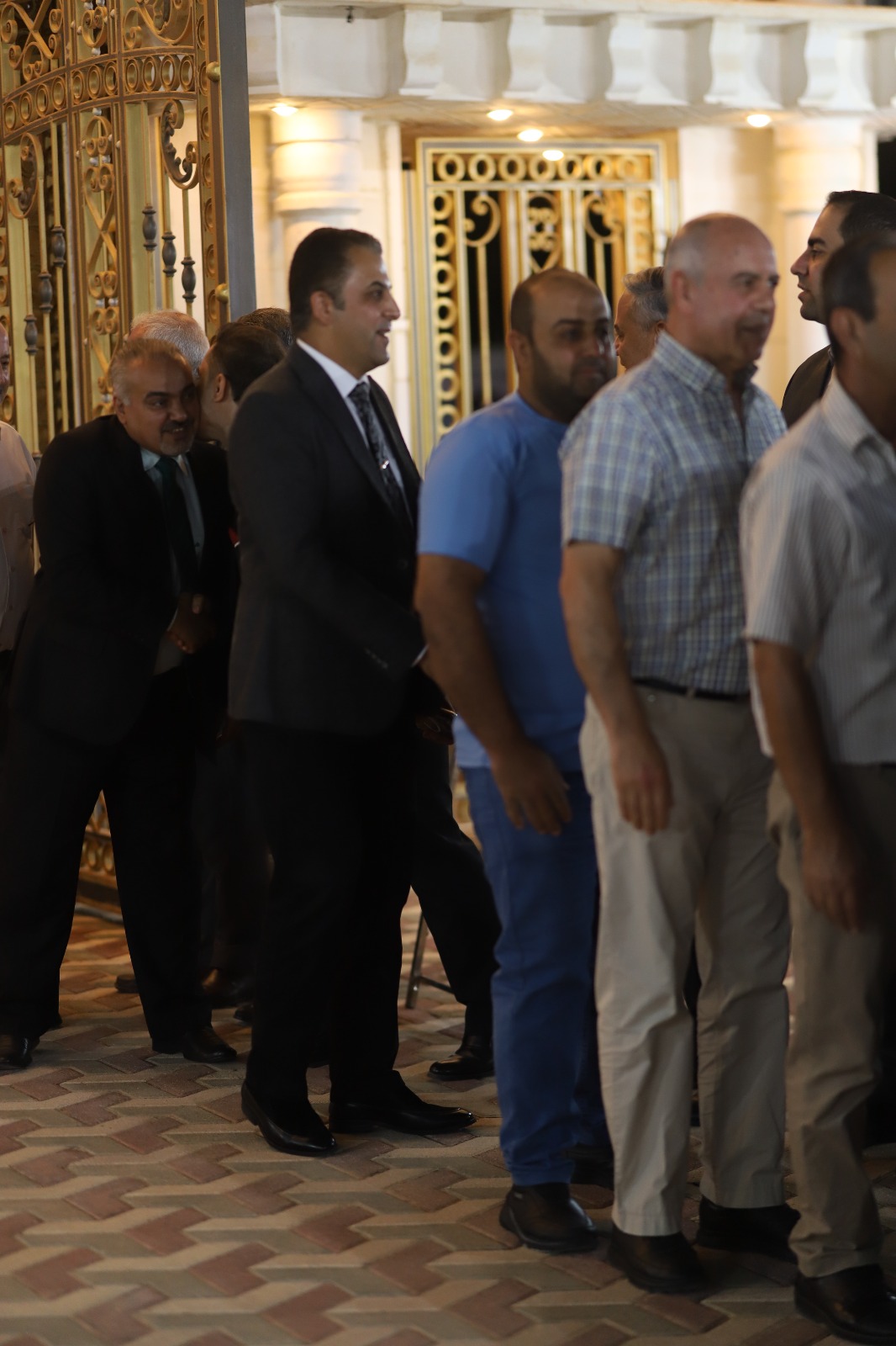 Madar Al-Saa Images 0.7247326067337581
