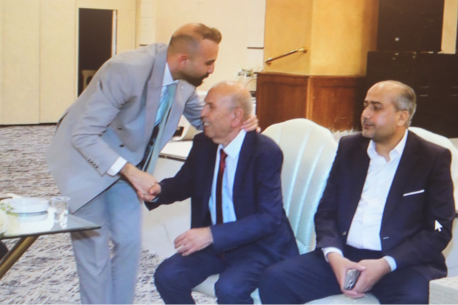 Madar Al-Saa Images 0.694564447664516