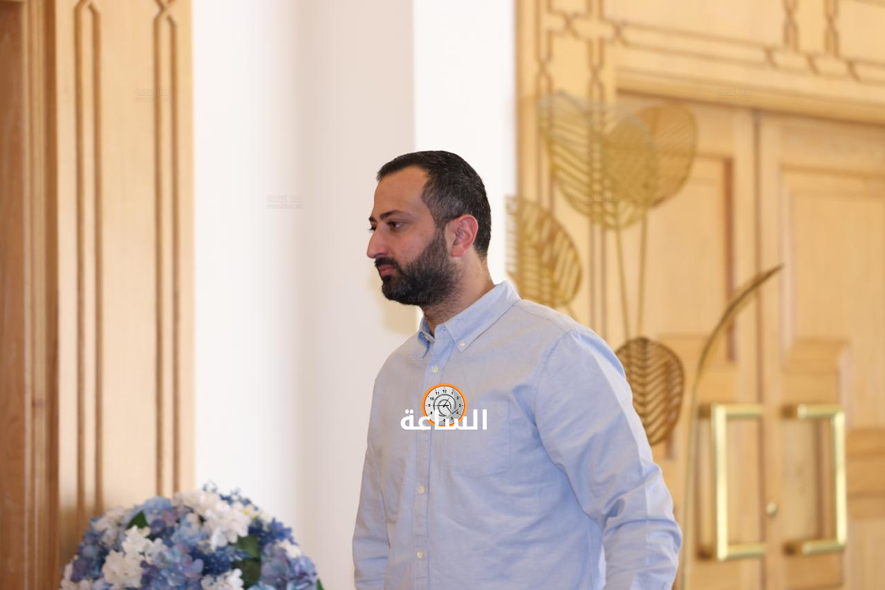 Madar Al-Saa Images 0.42941122564444867