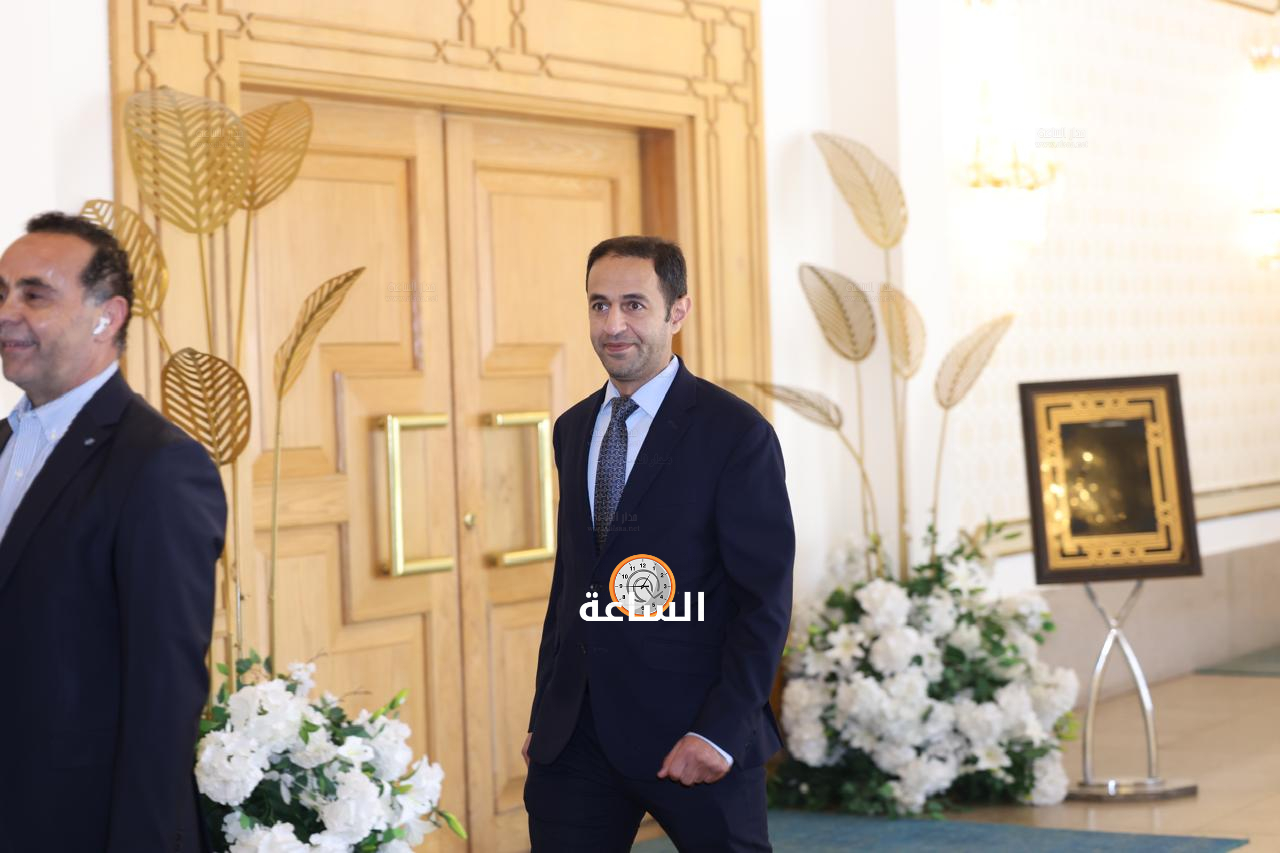 Madar Al-Saa Images 0.4622392570606594