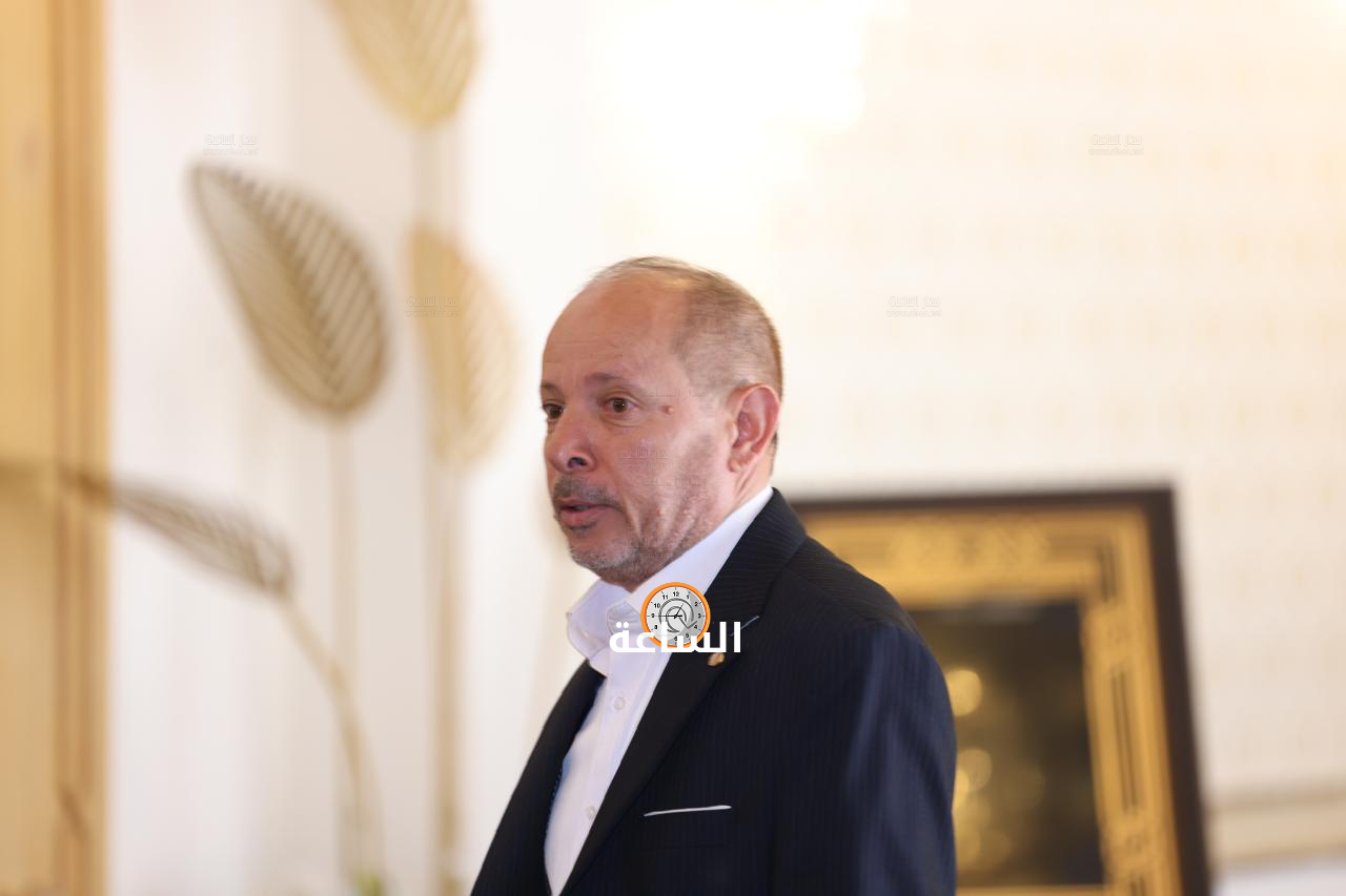 Madar Al-Saa Images 0.8292038059794308