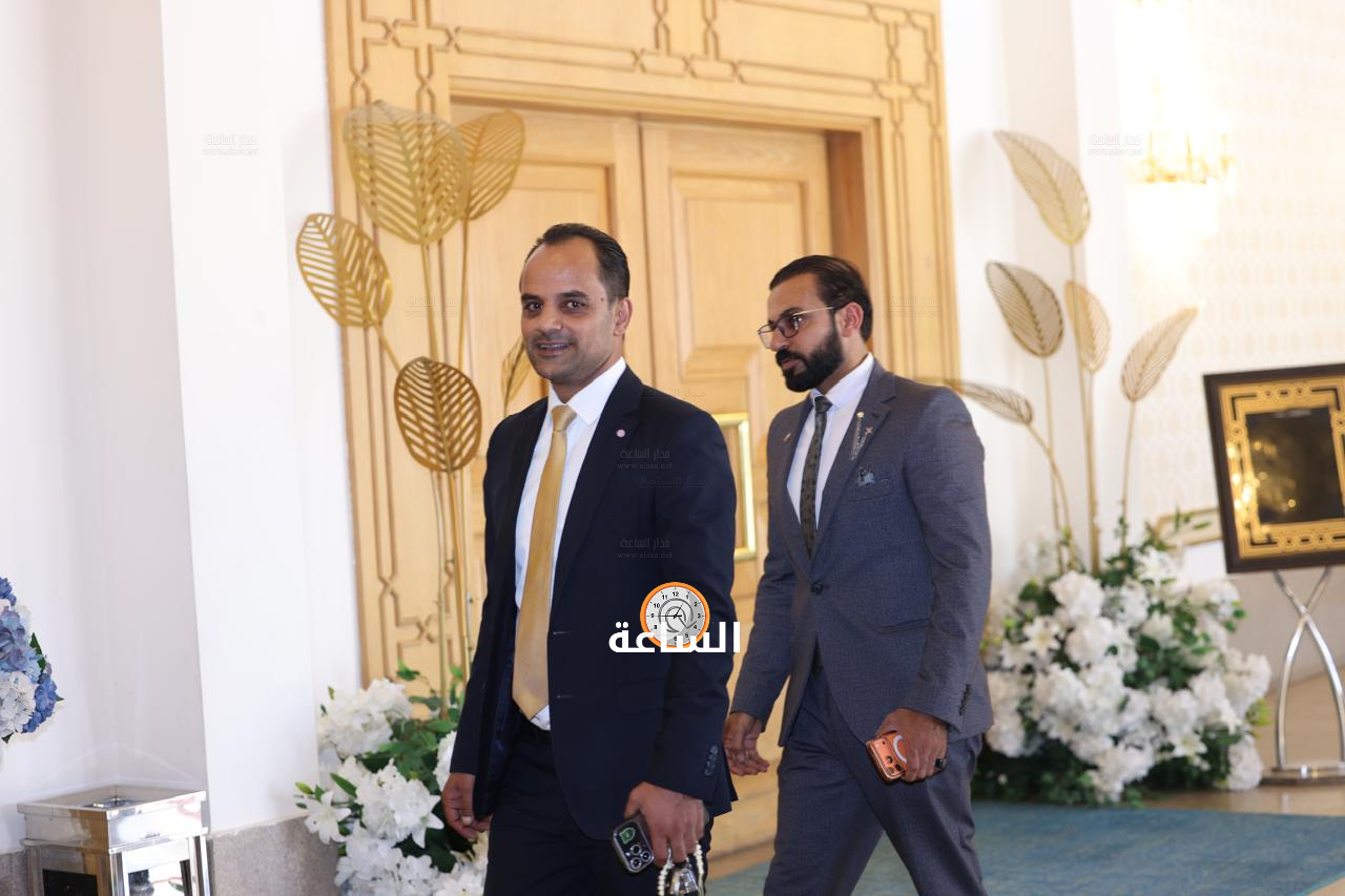 Madar Al-Saa Images 0.4770085686938016