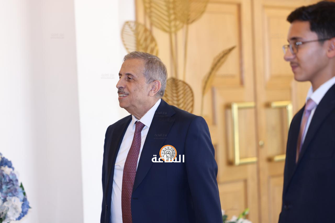 Madar Al-Saa Images 0.7648702210627928