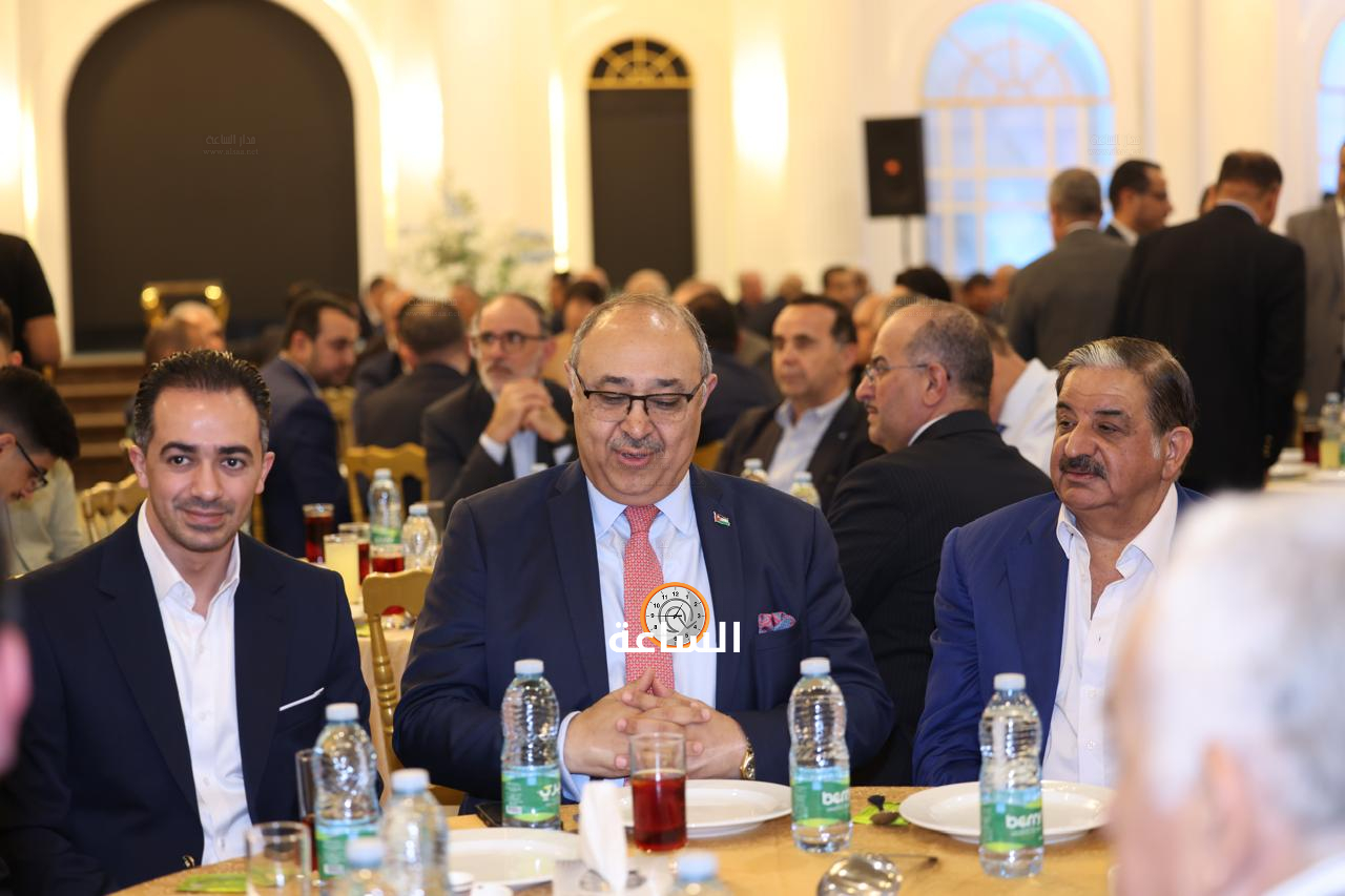 Madar Al-Saa Images 0.7834115874356127