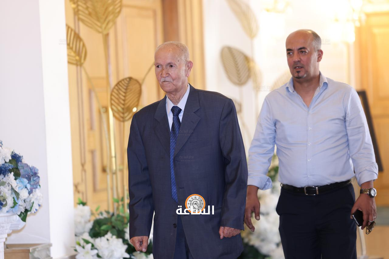 Madar Al-Saa Images 0.21831079148858068
