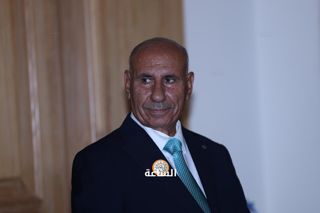 Madar Al-Saa Images 0.9771627929600878