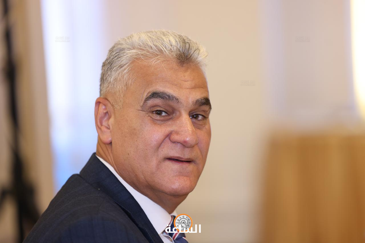 Madar Al-Saa Images 0.3927554661291842