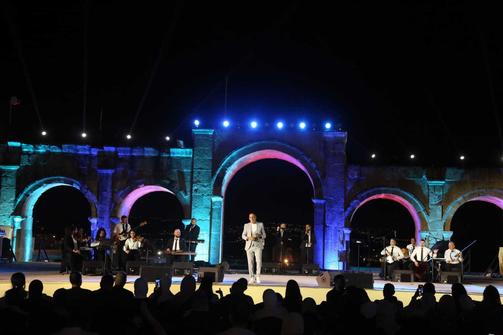 Madar Al-Saa Images 0.48680494290139664