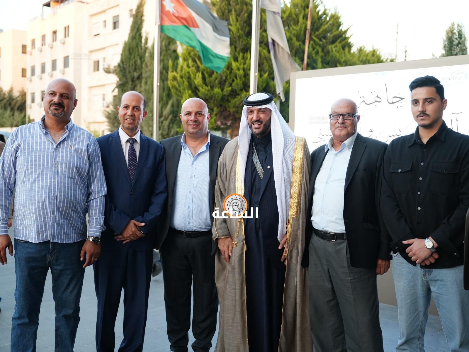 Madar Al-Saa Images 0.48246992384787457
