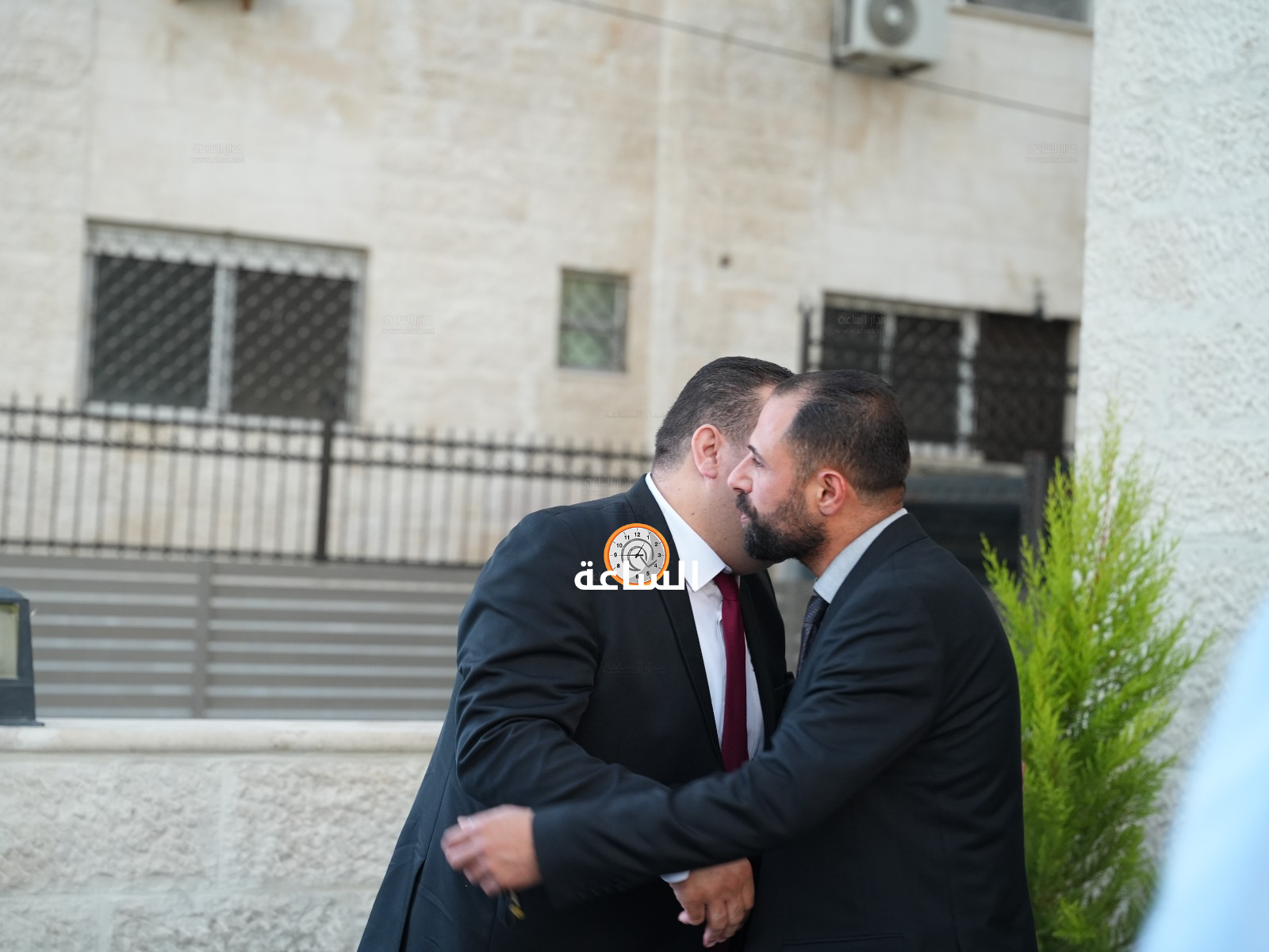 Madar Al-Saa Images 0.21623510373193056