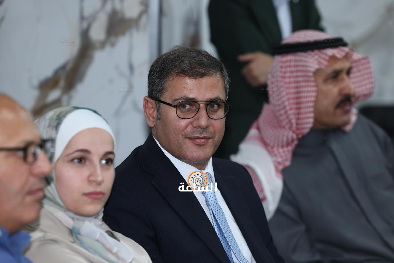 Madar Al-Saa Images 0.4995673200133275