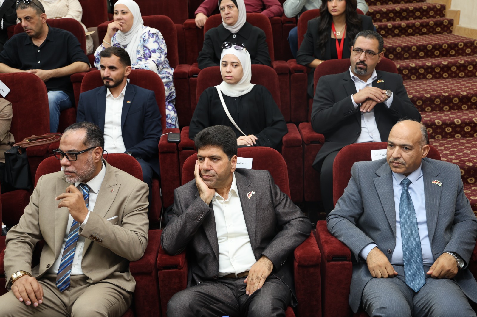 Madar Al-Saa Images 0.5275254376892026