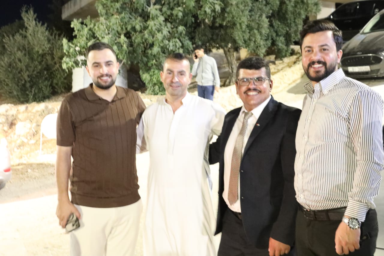 Madar Al-Saa Images 0.2975383717360689