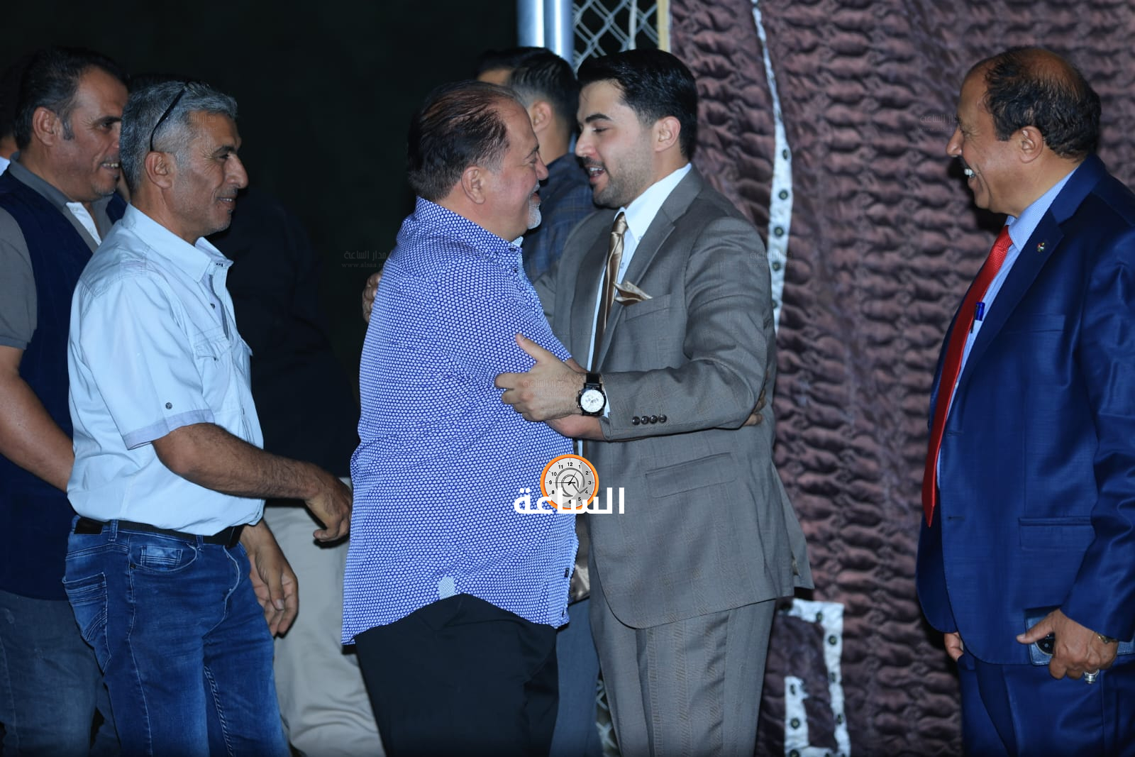 Madar Al-Saa Images 0.15405936348900529