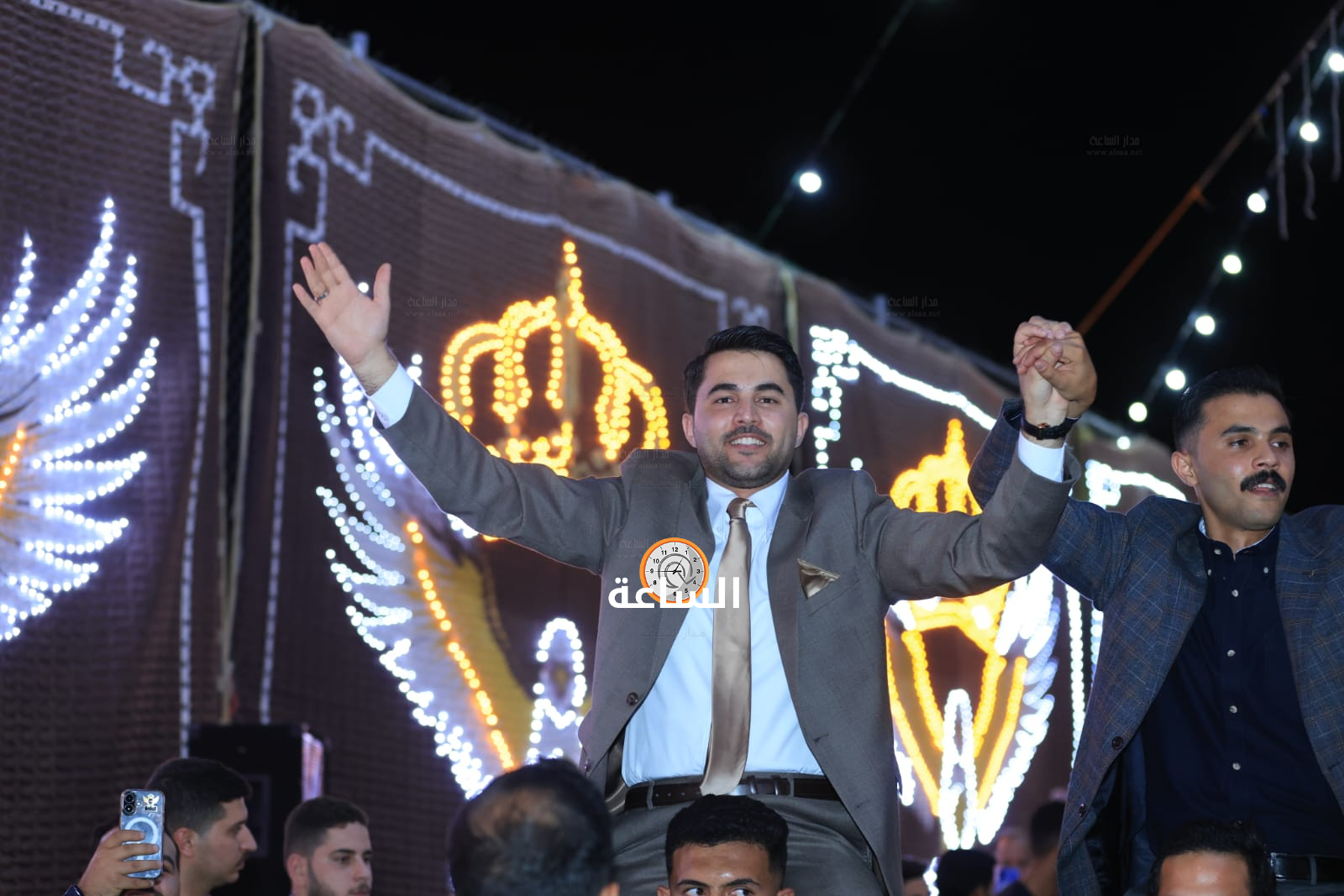 Madar Al-Saa Images 0.6585725557803244