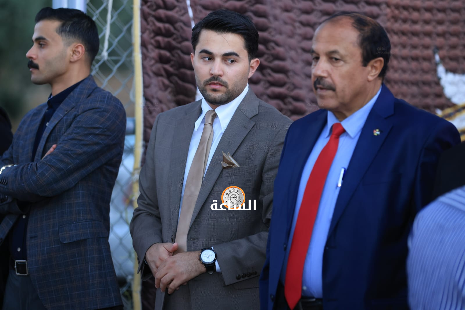 Madar Al-Saa Images 0.9445701535420508