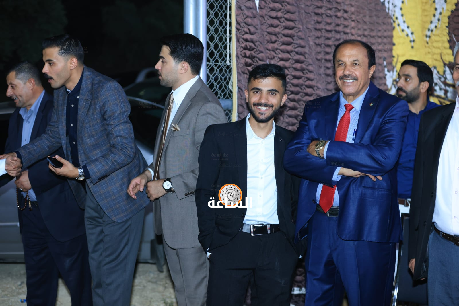 Madar Al-Saa Images 0.9887008608288235