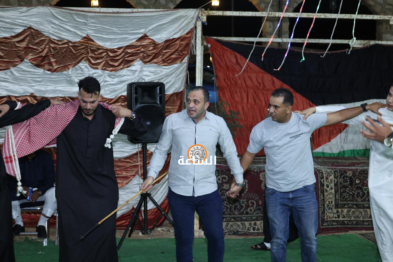Madar Al-Saa Images 0.42242195499147617