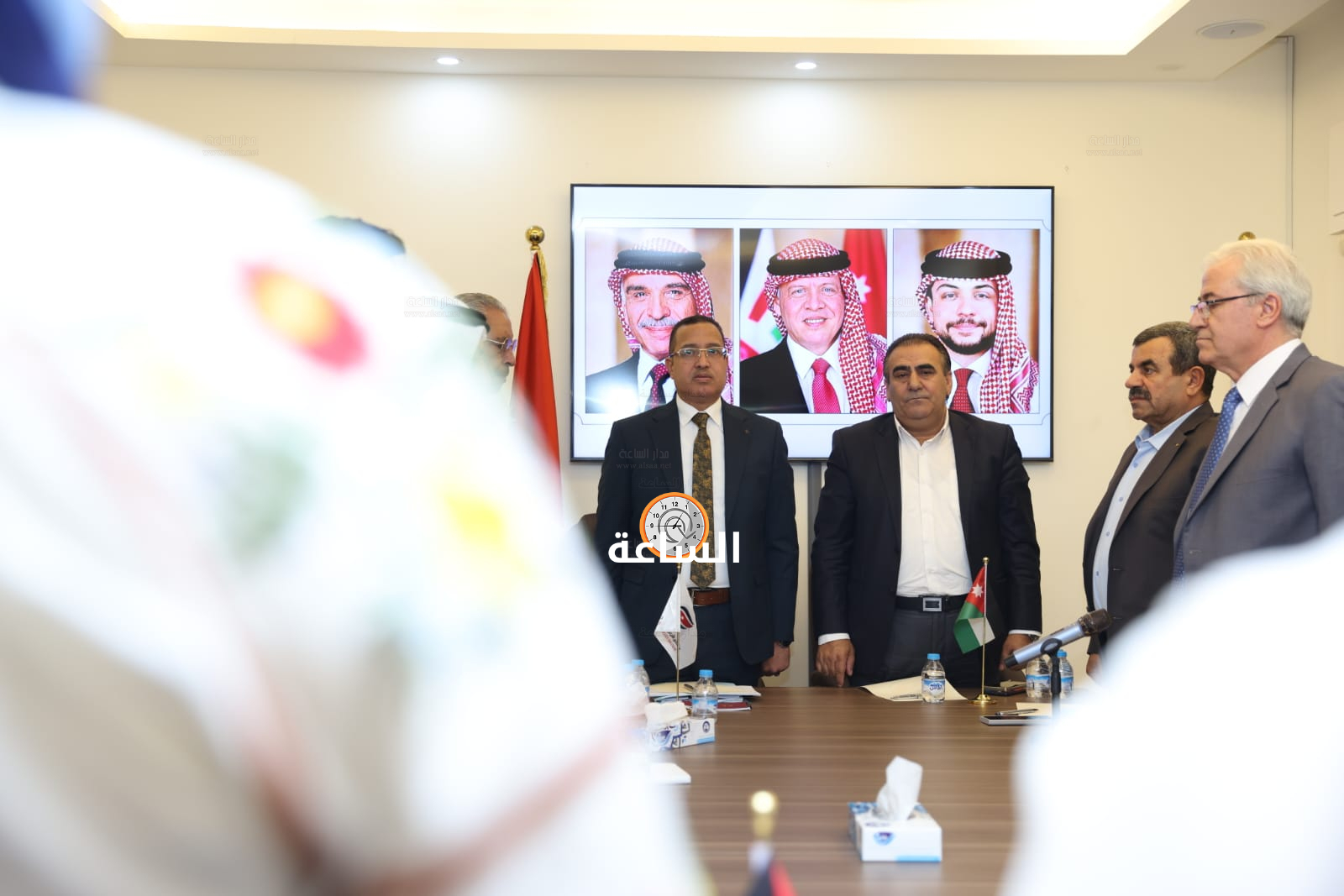 Madar Al-Saa Images 0.16322418582186848
