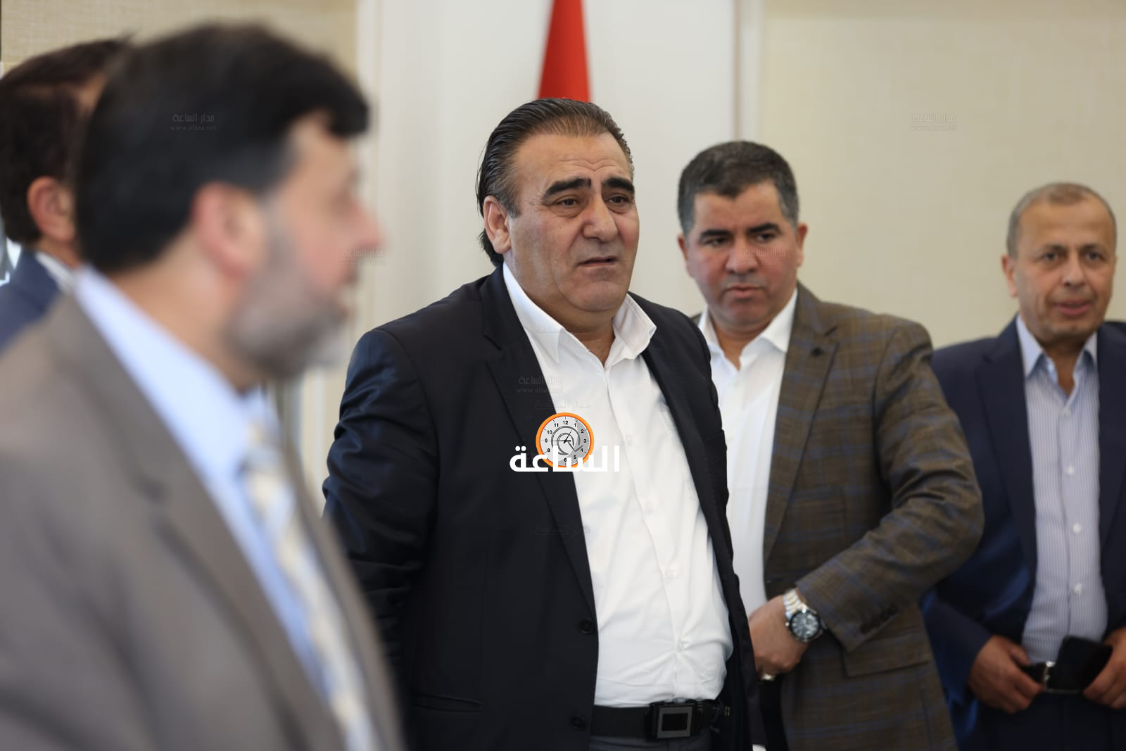 Madar Al-Saa Images 0.16732793113108857