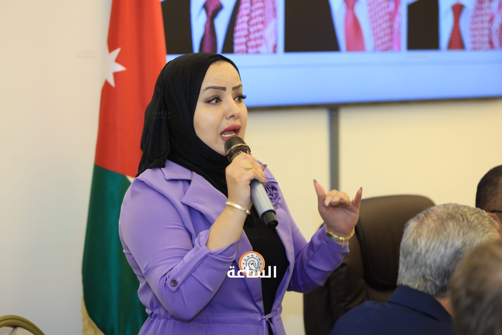 Madar Al-Saa Images 0.48332032328659136