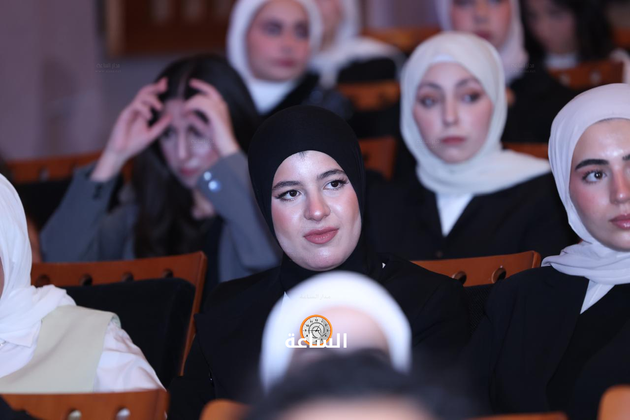 Madar Al-Saa Images 0.5003835339503666