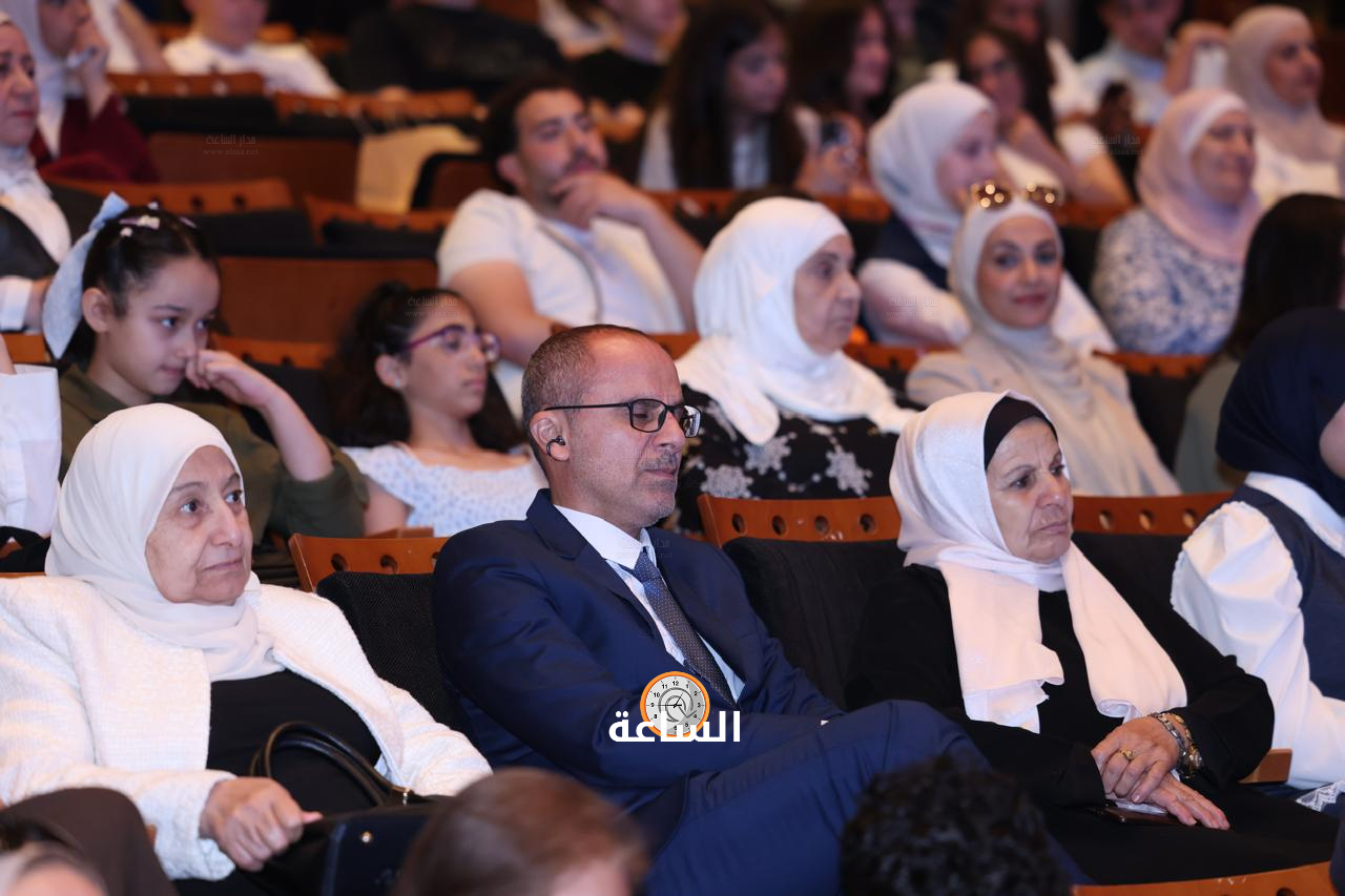Madar Al-Saa Images 0.6072030920087045